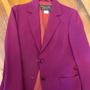 Rare 100% Wool Vintage Women’s Maroon  Blazer